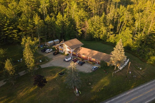 Snowdon Chalet Motel image 48